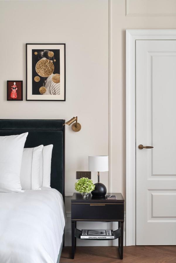 Hotel Rosewood Vienne Extérieur photo A bedroom at The Carlyle